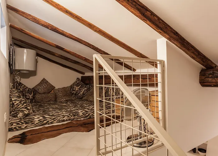 Apartmán Housmart Castiglione 76 *