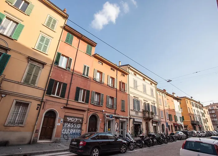 Housmart Castiglione 76 * Bologne